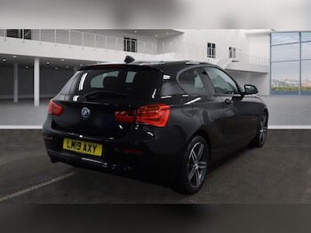 Used BMW 1 Series 2019 for sale - 77920397: Photo