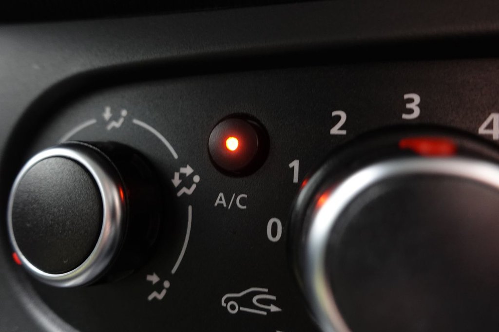 Used Dacia Sandero Stepway 2020 for sale - 77038480: Photo 30