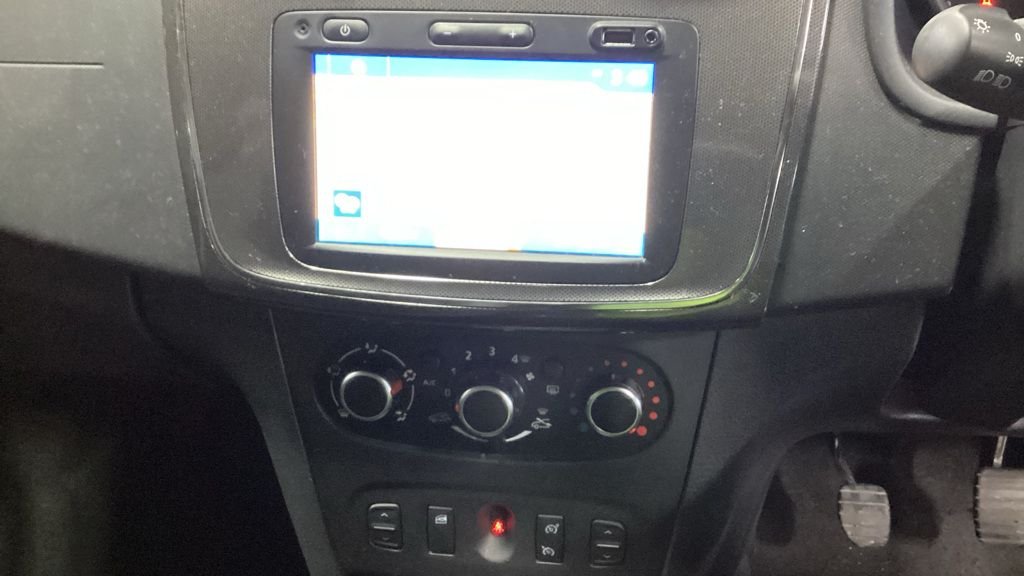 Used Dacia Sandero Stepway 2020 for sale - 77038480: Photo 4