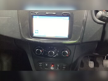 Used Dacia Sandero Stepway 2020 for sale - 77038480: Photo