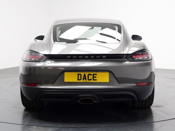 Used Porsche 718 Cayman 2019 for sale - 75527704: Photo 11