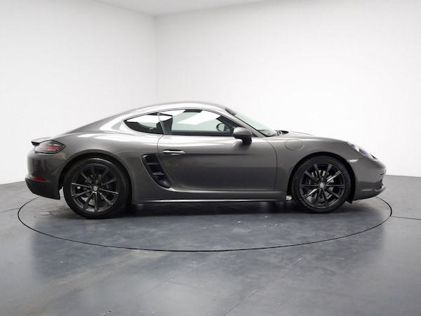 Used Porsche 718 Cayman 2019 for sale - 75527704: Photo 14