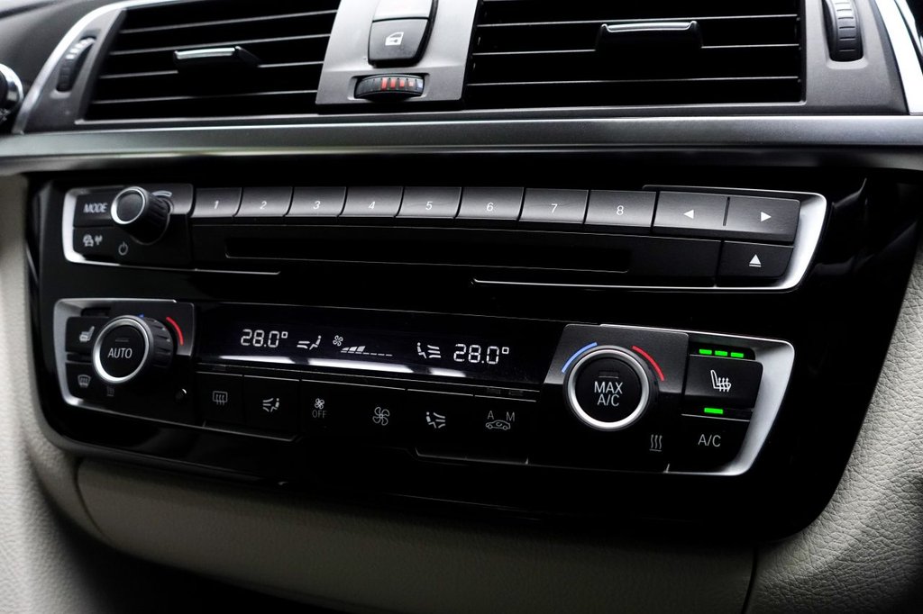 Used BMW 4 Series 2017 for sale - 76867645: Photo 33