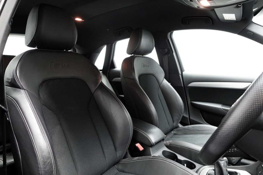 Used Audi Q3 2018 for sale - 75716664: Photo 2