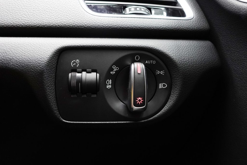 Used Audi Q3 2018 for sale - 75716664: Photo 44