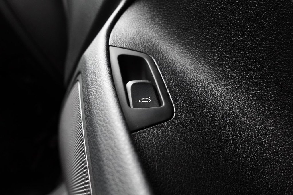 Used Audi Q3 2018 for sale - 75716664: Photo 45