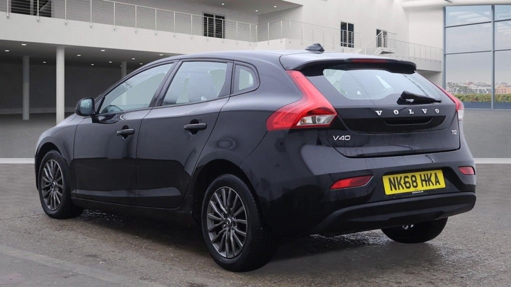 Used Volvo V40 2019 for sale - 76973870: Photo 6