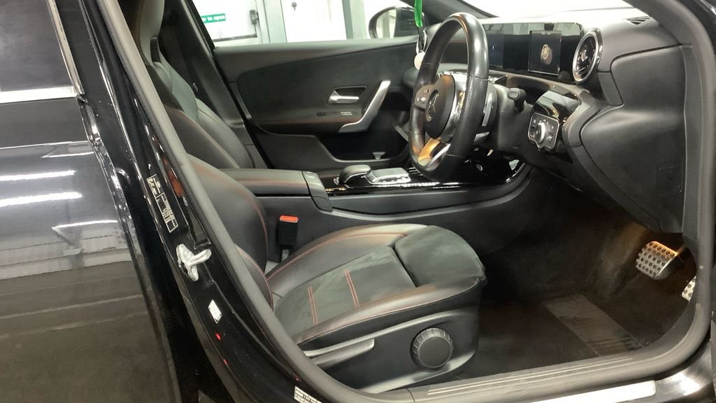 Used Mercedes-Benz A-Class 2019 for sale - 78153869: Photo 2