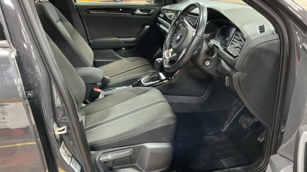 Used Volkswagen T-Roc 2022 for sale - 77227401: Photo 3