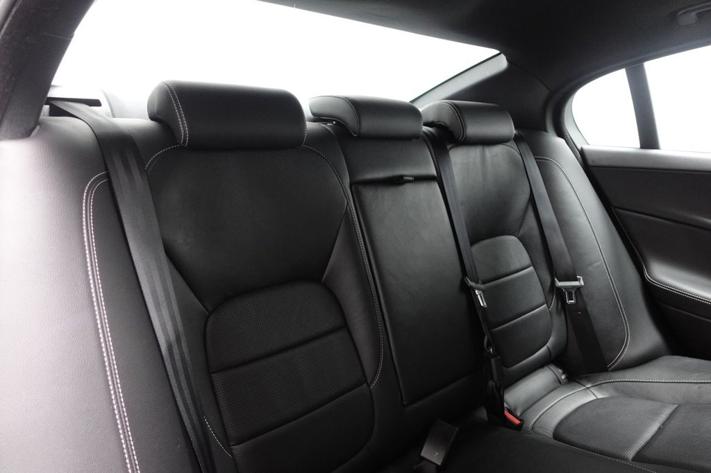 Used Jaguar XE 2016 for sale - 77110764: Photo 15