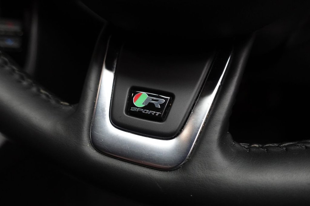 Used Jaguar XE 2016 for sale - 77110764: Photo 26