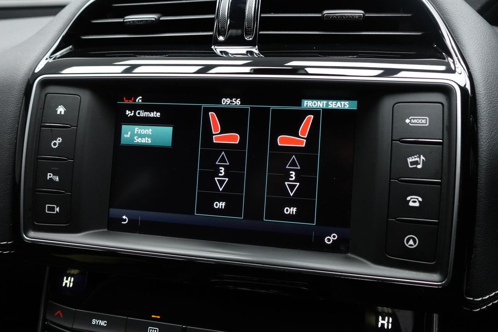 Used Jaguar XE 2016 for sale - 77110764: Photo 33