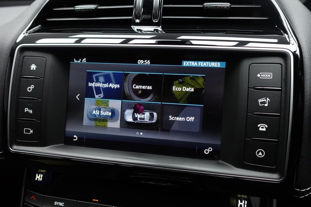 Used Jaguar XE 2016 for sale - 77110764: Photo 36