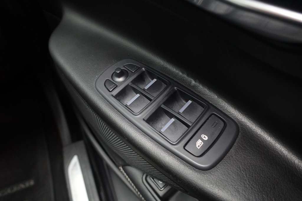 Used Jaguar XE 2016 for sale - 77110764: Photo 48