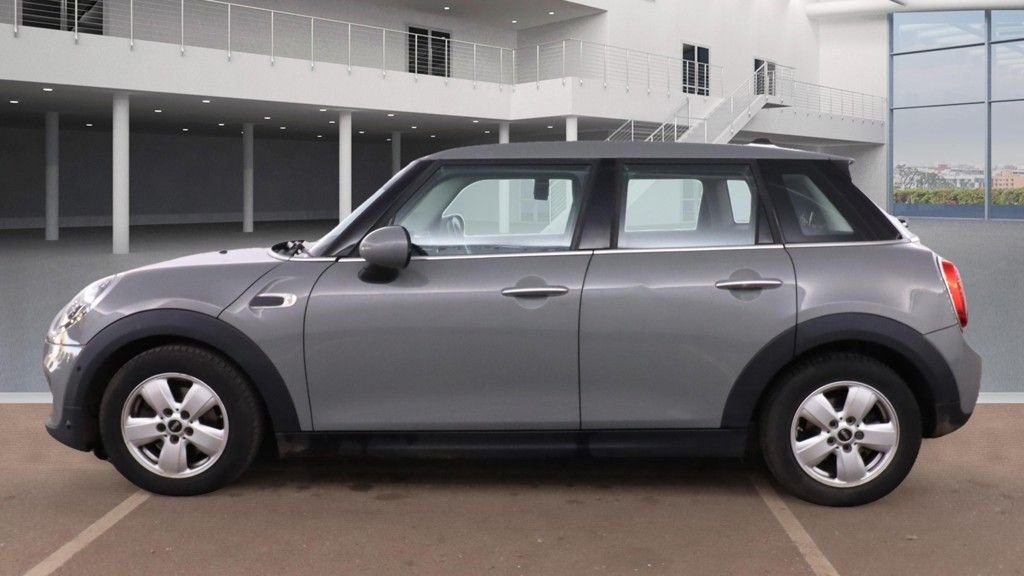 Used MINI Hatch 2019 for sale - 76509968: Photo 11