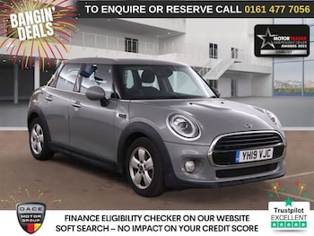 Used MINI Hatch 2019 for sale - 76509968: Photo