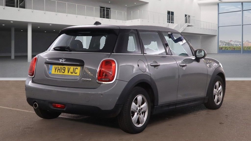 Used MINI Hatch 2019 for sale - 76509968: Photo 8
