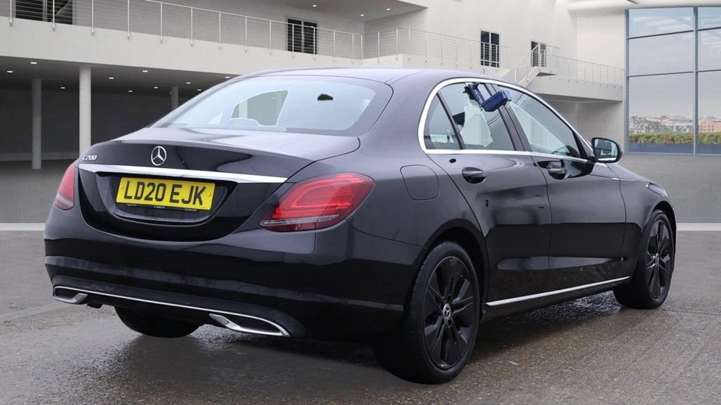 Used Mercedes-Benz C Class 2020 for sale - 76509960: Photo 8