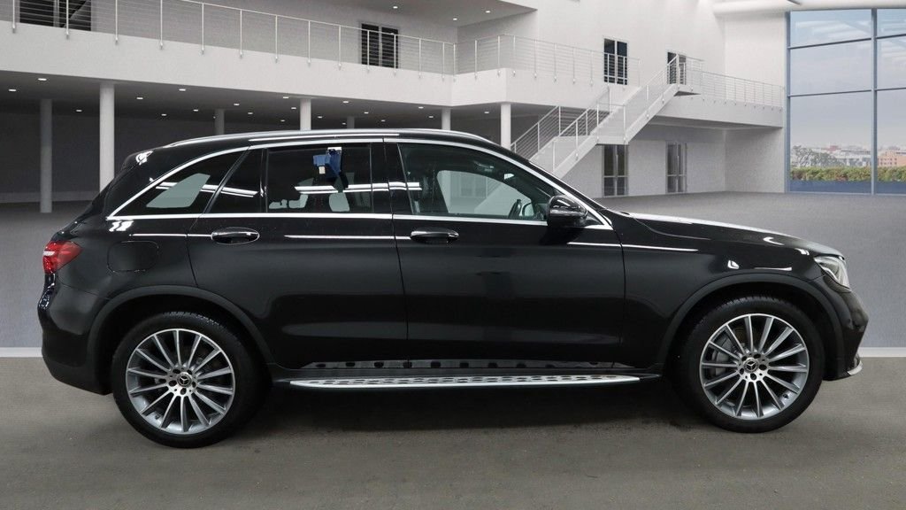 Used Mercedes-Benz GLC 2018 for sale - 77153666: Photo 9
