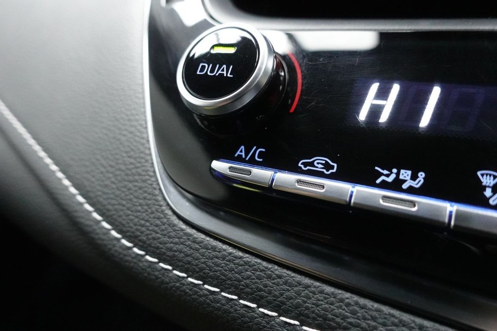 Used Toyota Corolla 2021 for sale - 77370181: Photo 29