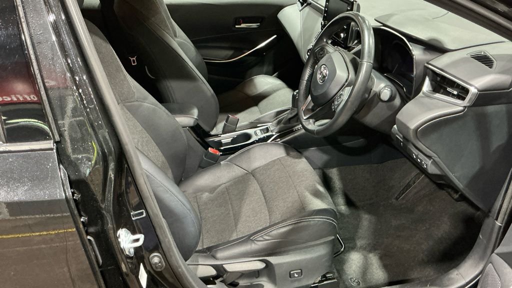 Used Toyota Corolla 2021 for sale - 77370181: Photo 3