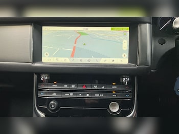 Used Jaguar XF 2018 for sale - 78241321: Photo