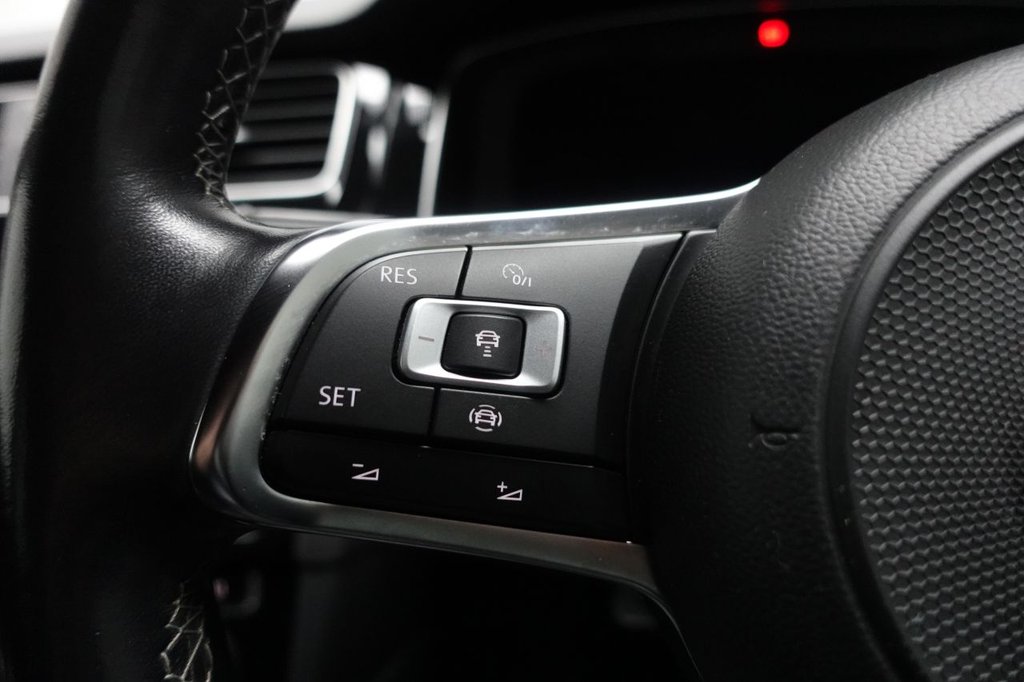 Used Volkswagen Golf 2019 for sale - 77227452: Photo 44