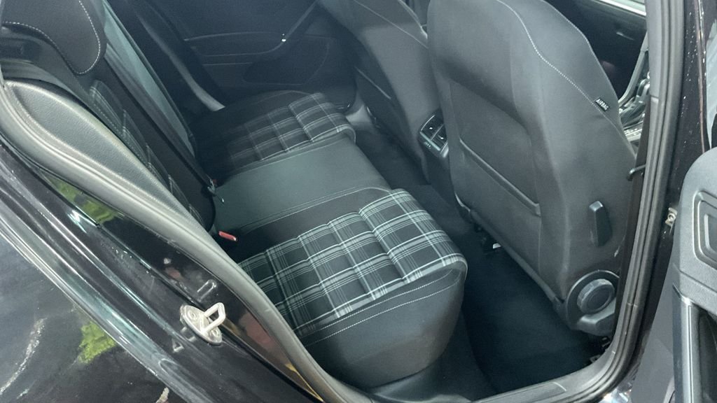 Used Volkswagen Golf 2019 for sale - 77227452: Photo 8