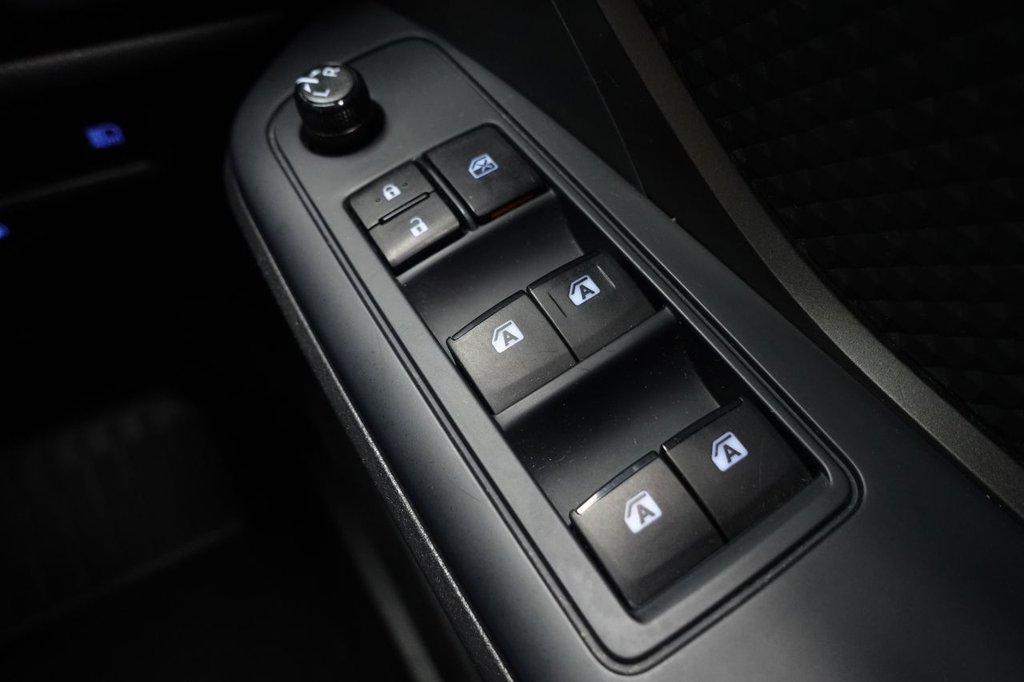 Used Toyota C-HR 2019 for sale - 77384131: Photo 39