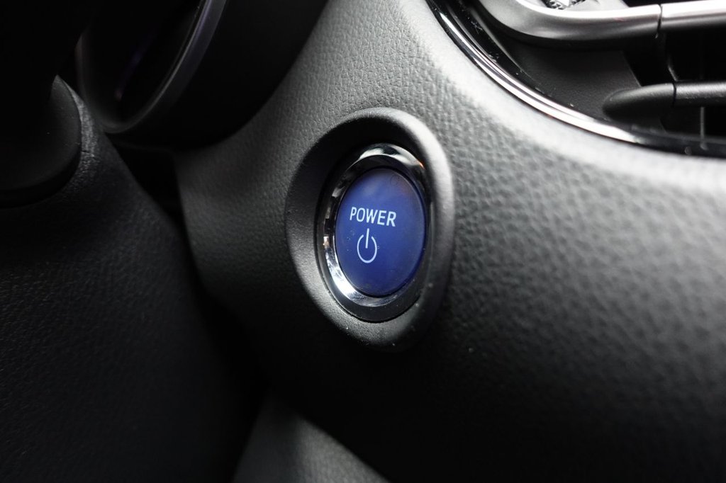 Used Toyota C-HR 2019 for sale - 77384131: Photo 40