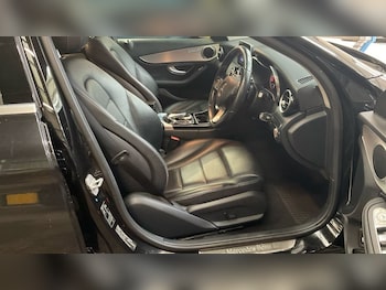 Used Mercedes-Benz C Class 2015 for sale - 76210851: Photo 2