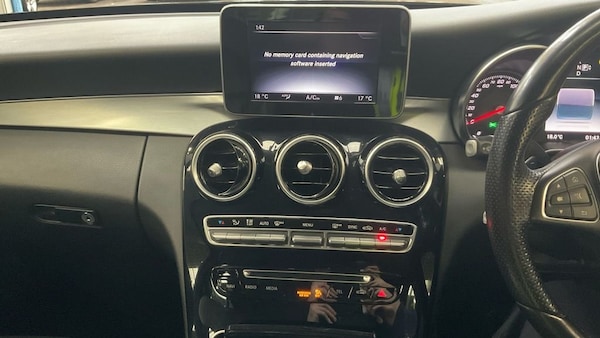 Used Mercedes-Benz C Class 2015 for sale - 76210851: Photo 3