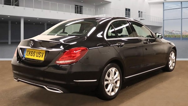 Used Mercedes-Benz C Class 2015 for sale - 76210851: Photo 8