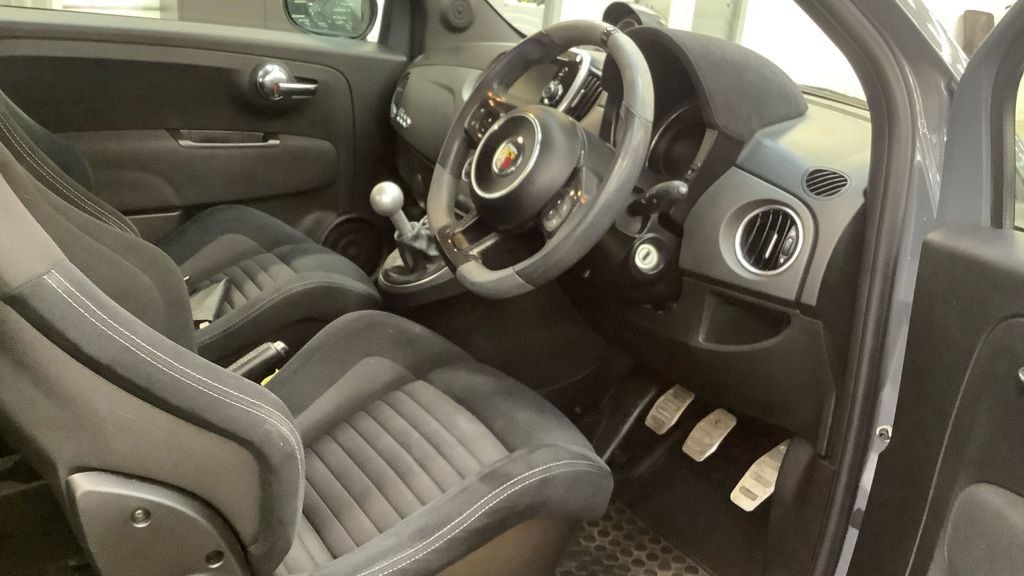 Used Abarth 595 2018 for sale - 77212489: Photo 3