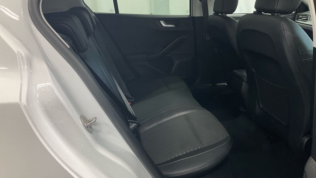 Used Ford Focus 2020 for sale - 76430310: Photo 12