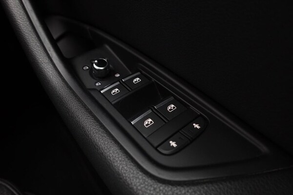 Used Audi A4 2017 for sale - 76267297: Photo 50