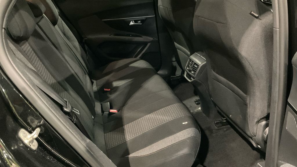 Used Peugeot 3008 2021 for sale - 76867856: Photo 12