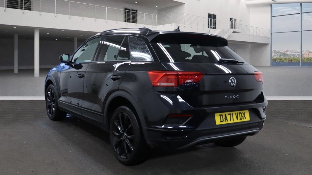 Used Volkswagen T-Roc 2022 for sale - 77276236: Photo 3