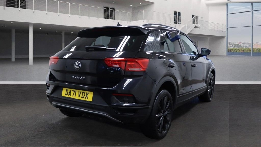 Used Volkswagen T-Roc 2022 for sale - 77276236: Photo 4