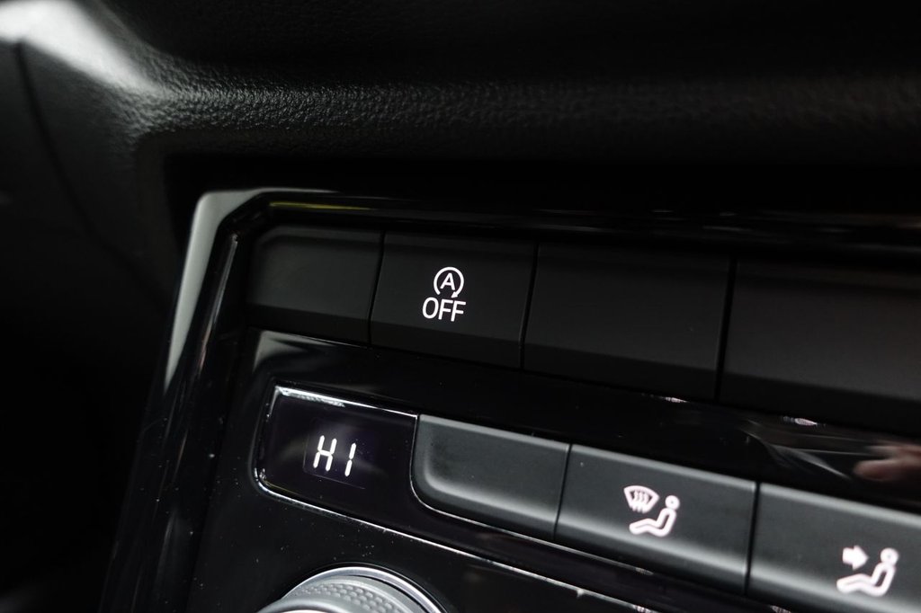 Used Volkswagen T-Roc 2020 for sale - 77655475: Photo 38