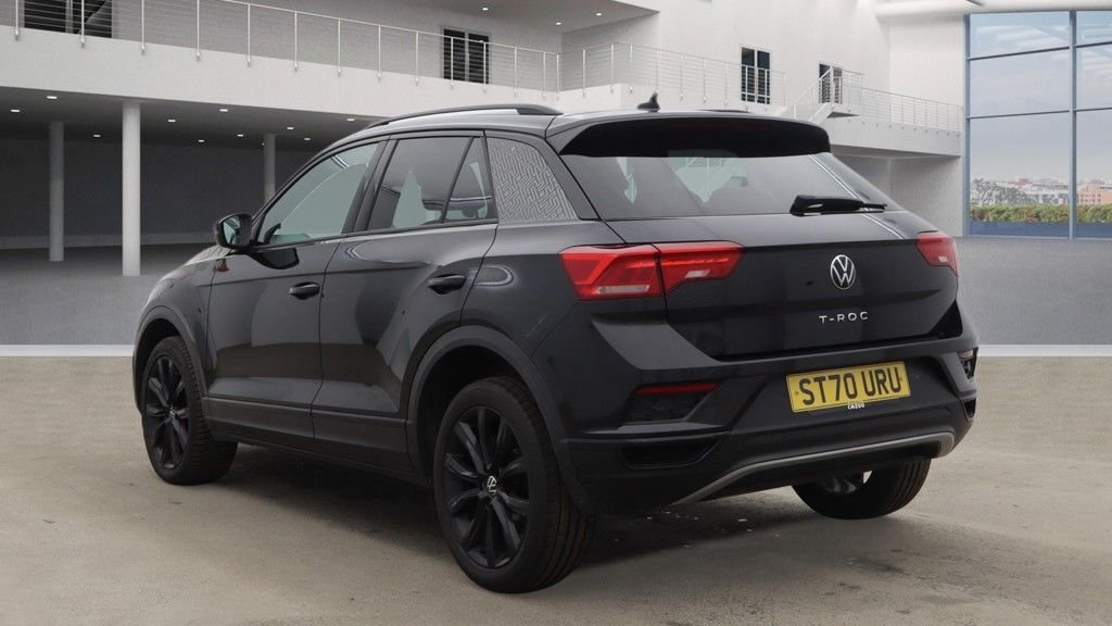 Used Volkswagen T-Roc 2020 for sale - 77655475: Photo 5