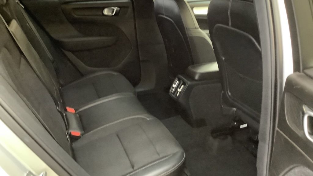 Used Volvo XC40 2018 for sale - 76570517: Photo 12