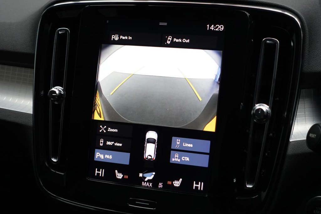 Used Volvo XC40 2018 for sale - 76570517: Photo 34