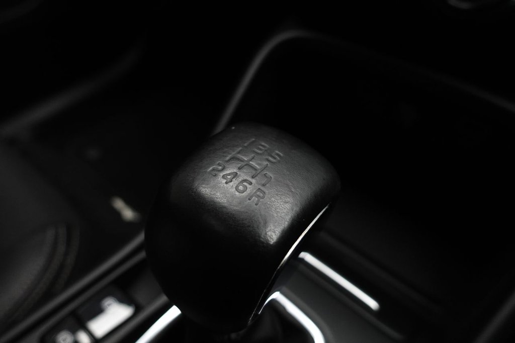 Used Volvo XC40 2018 for sale - 76570517: Photo 37