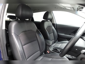 Used Kia Niro 2017 for sale - 78372579: Photo