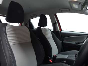 Used Toyota Yaris 2018 for sale - 74529337: Photo