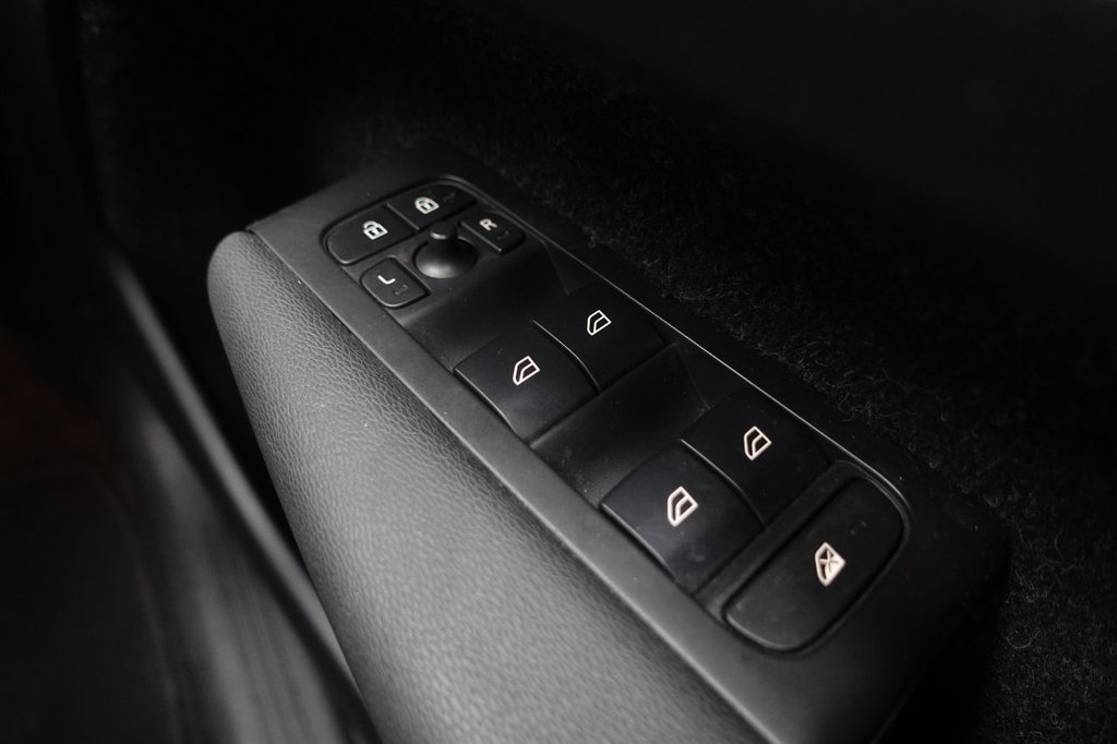 Used Volvo XC40 2019 for sale - 77655473: Photo 48