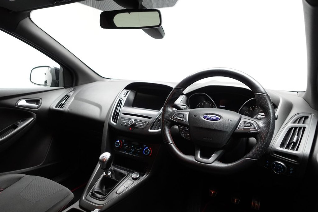 Used Ford Focus 2018 for sale - 77680237: Photo 21