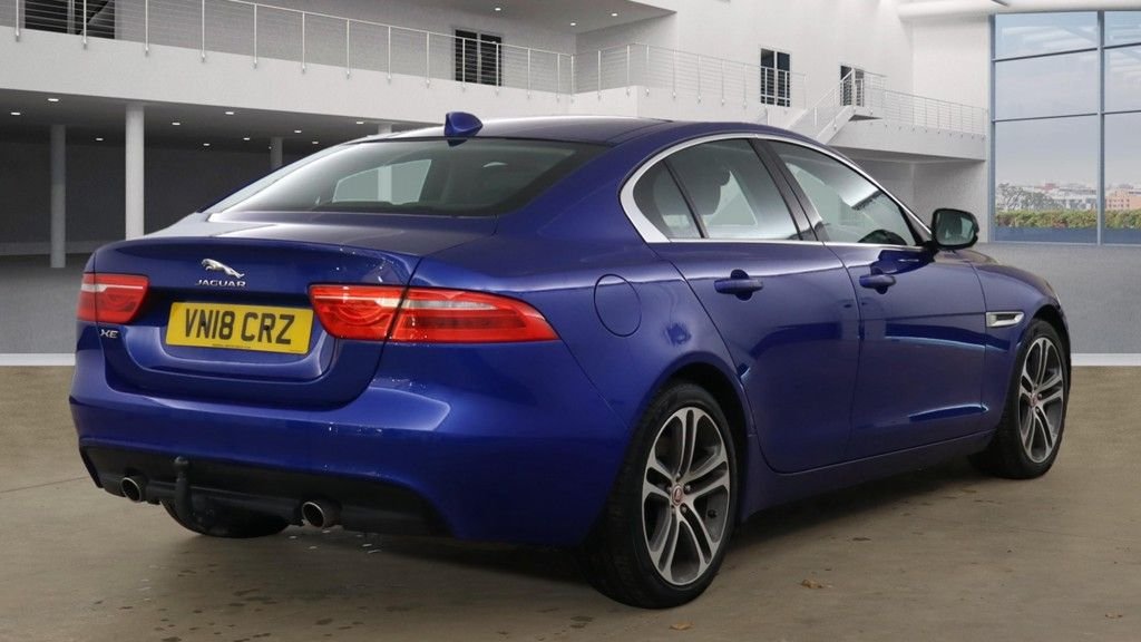Used Jaguar XE 2018 for sale - 76632484: Photo 8