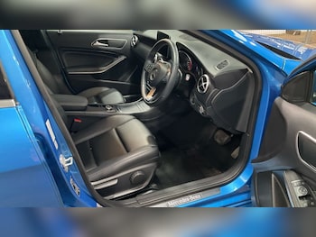 Used Mercedes-Benz A-Class 2016 for sale - 76172936: Photo 2